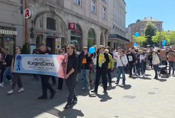 LiegendDemo für ME/CFS in Augsburg